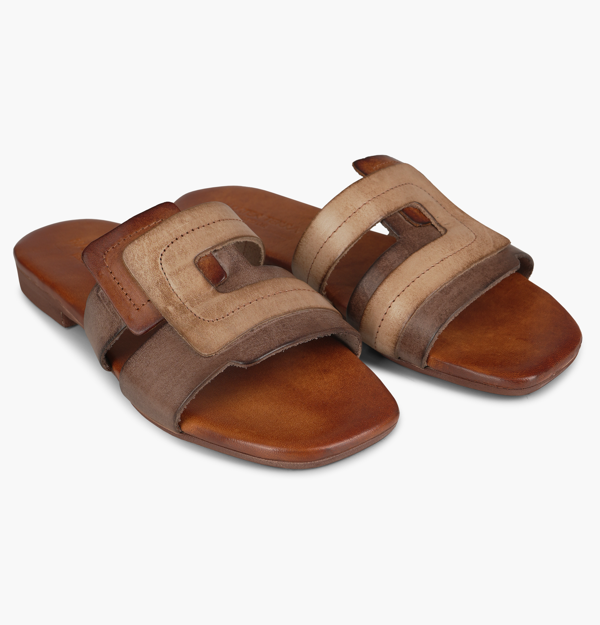 Cora flat